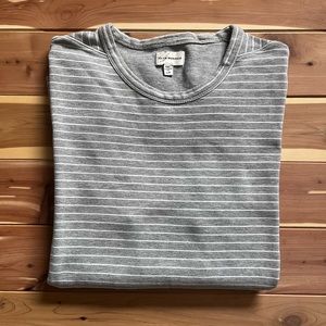 𝗖𝗹𝘂𝗯 𝗠𝗼𝗻𝗶𝗰𝗼 𝖫𝗈𝗇𝗀 𝗌𝗅𝖾𝖾𝗏𝖾 𝗌𝗍𝗋𝗂𝗉𝖾𝖽 𝗌𝗁𝗂𝗋𝗍